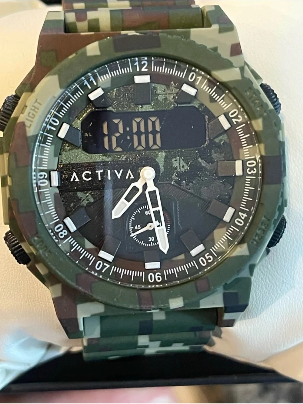 Activa X Invicta Men's Analog & Digital Watch - 47mm. Camouflage. Green
